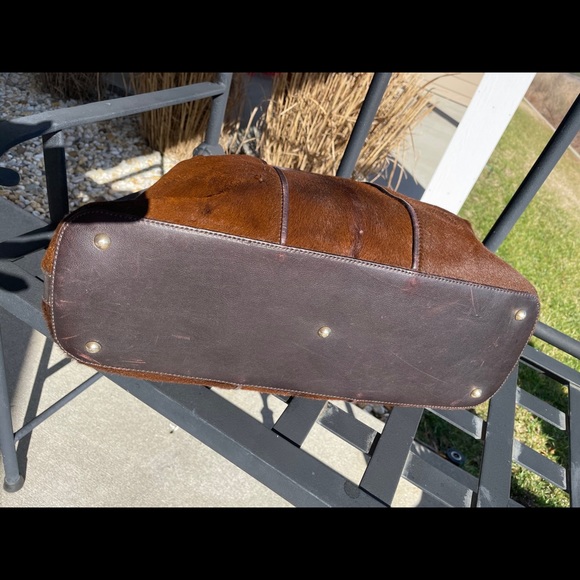 Yves Saint Laurent cowhide and leather handbag - Picture 3 of 5